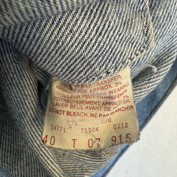 Levis 80’s Vintage 75504-0212 Denim Trucker Jacket Size Large Dragon Embroidery - Picture 11 of 14